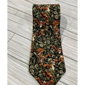 Disney Tigger Leaf Print Silk Tie‎ Men's Winnie the Pooh Novelty Neckwear